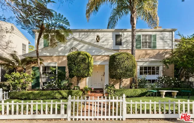 $5,500 | 208 1/2 South El Camino Drive, Beverly Hills, CA 90212