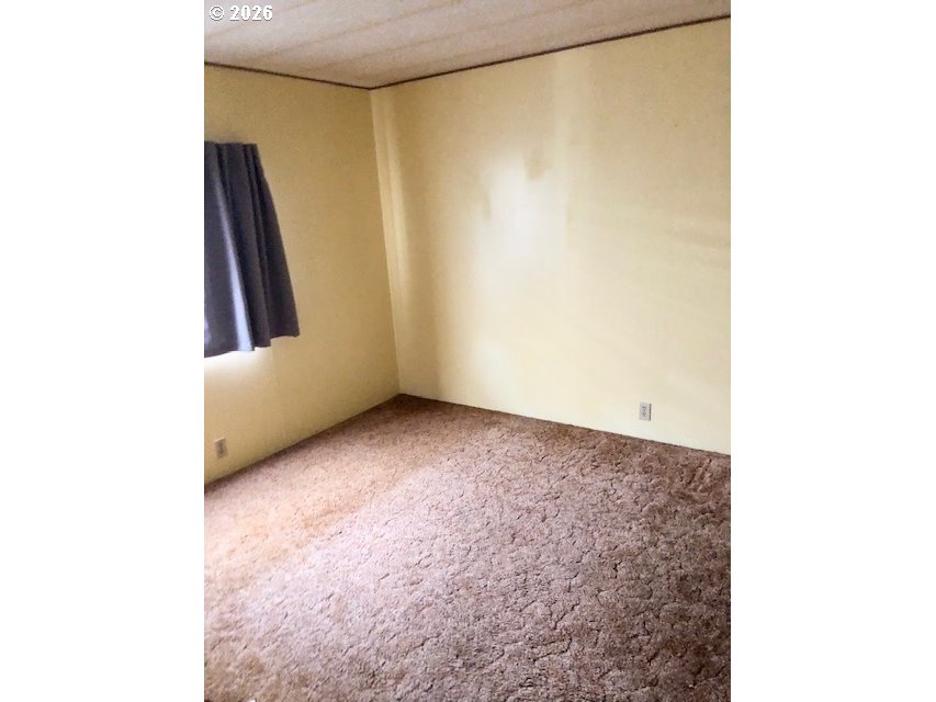 1475 Green Acres Road, Unit 105 Eugene, OR 97408 - Photo 10 of 18