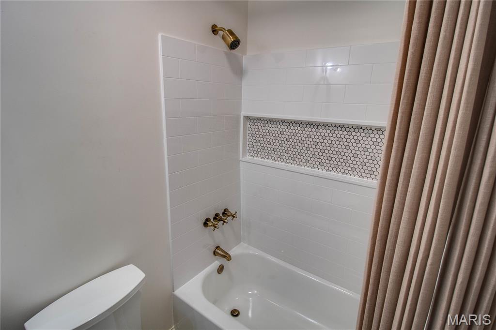 2717 Grovelin Street Godfrey, IL 62035 - Photo 19 of 32