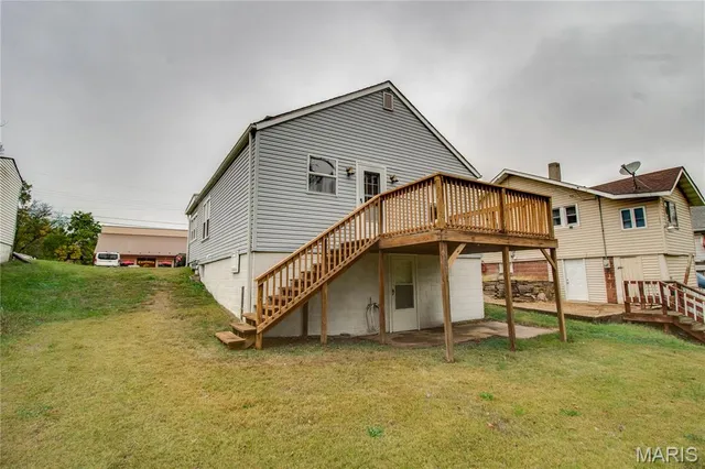 $145,000 | 2717 Grovelin Street, Godfrey, IL 62035