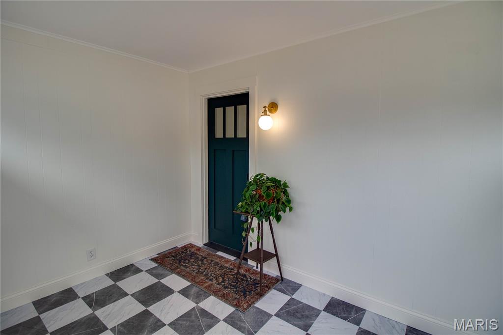 2717 Grovelin Street Godfrey, IL 62035 - Photo 5 of 32