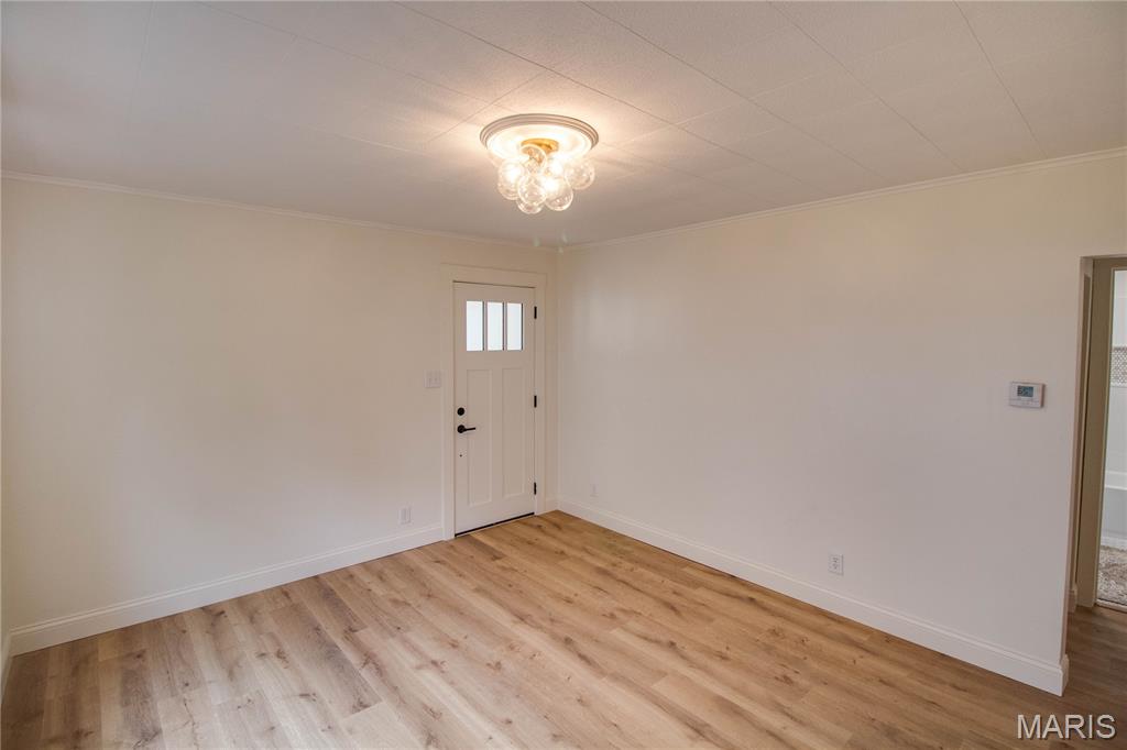 2717 Grovelin Street Godfrey, IL 62035 - Photo 9 of 32