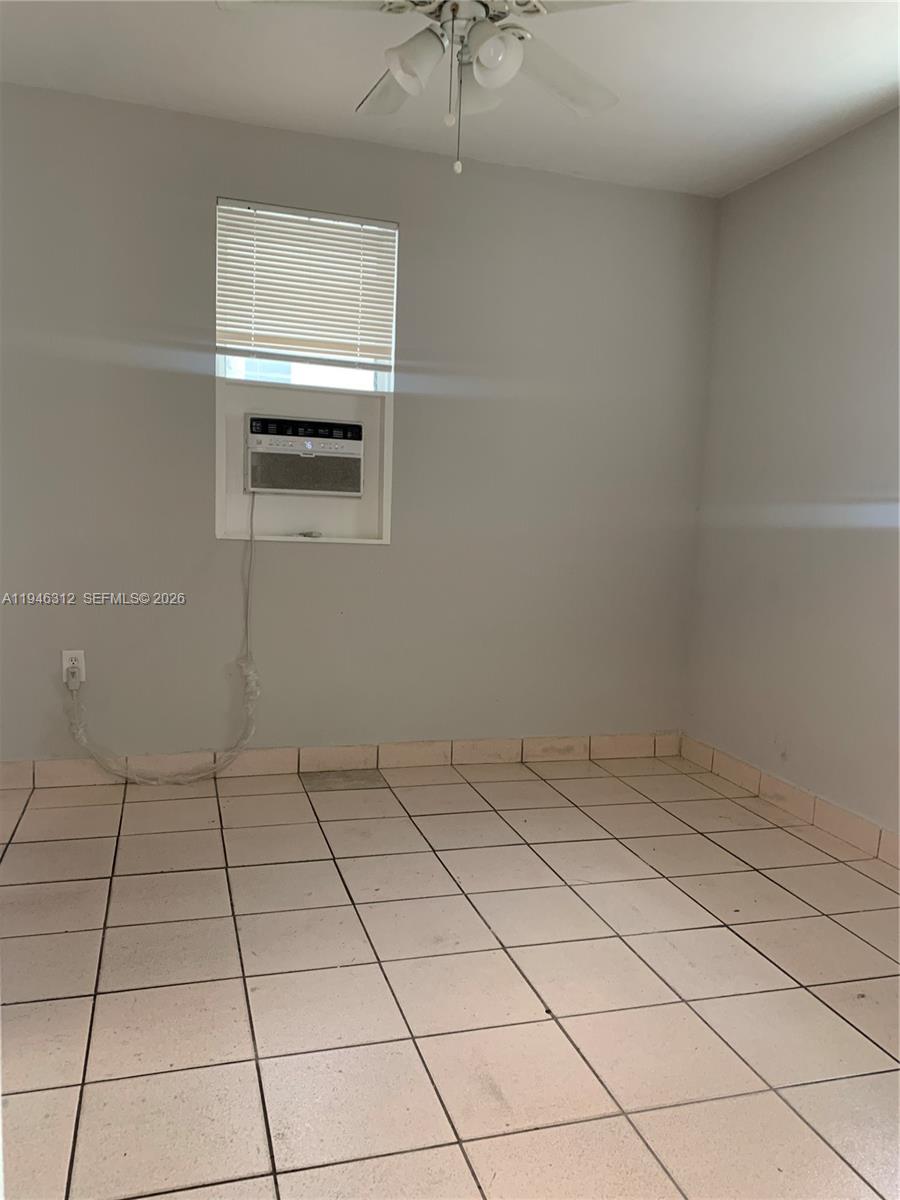 821 Southwest 29th Court, Unit 3 Miami, FL 33135 - Photo 4 of 10