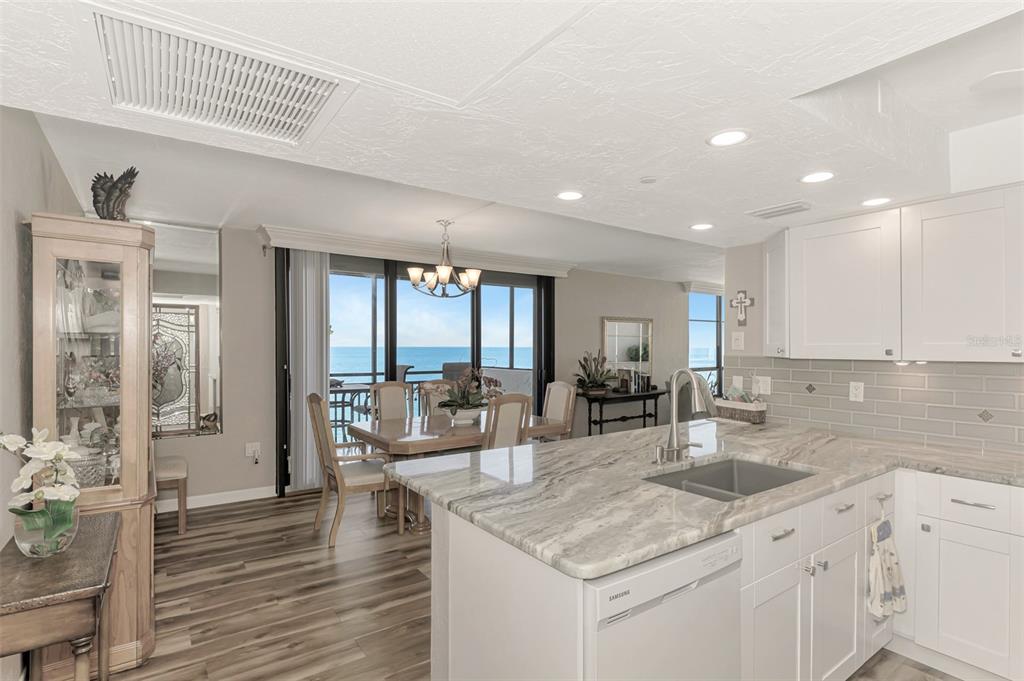 631 Alhambra Road, Unit 1004 Venice, FL 34285 - Photo 11 of 71