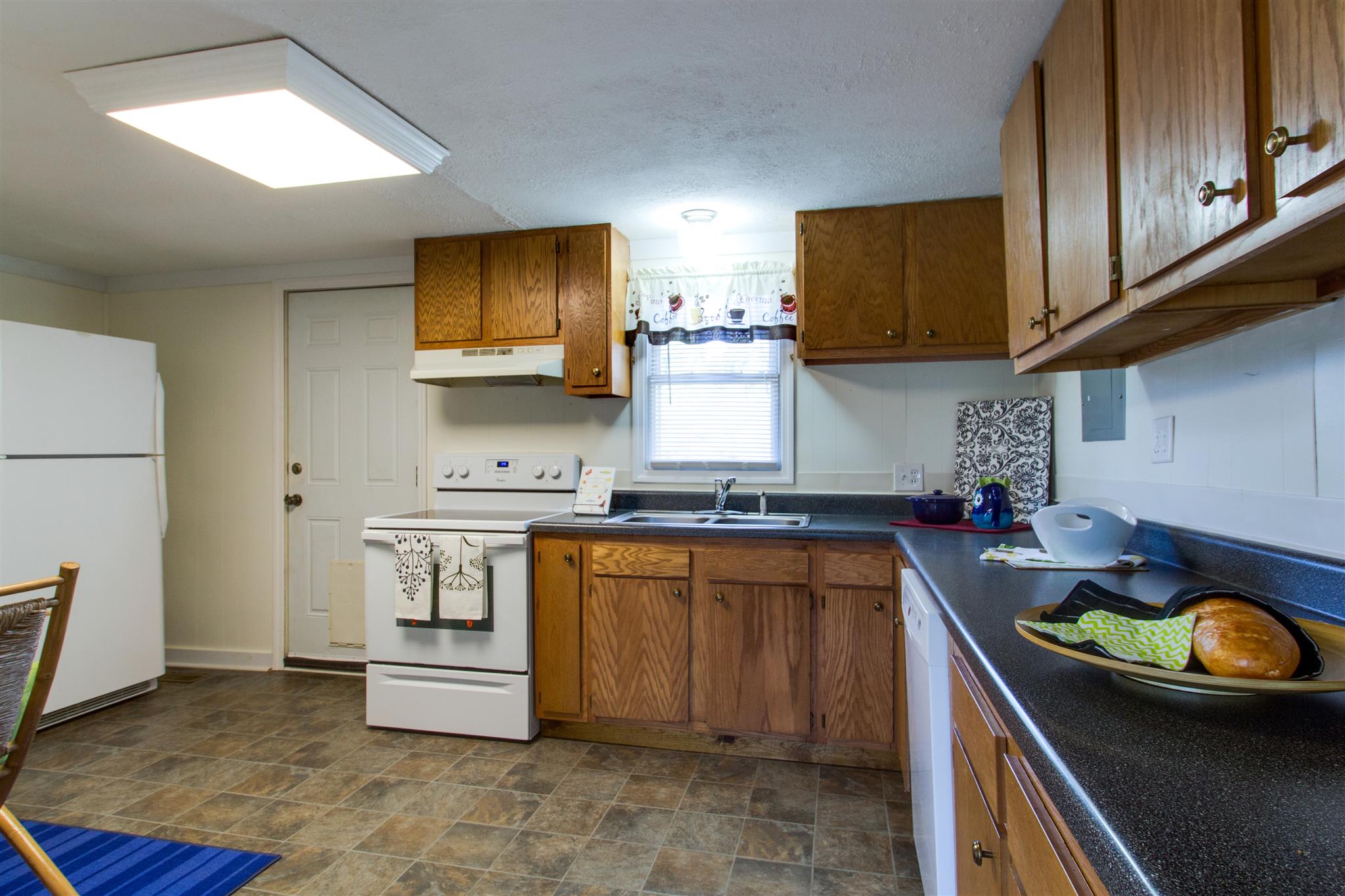 1244 Petty Road White Bluff, TN 37187 - Photo 4 of 18 Gallery Image 4