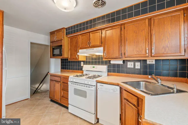 $299,900 | 1529 Cottage Lane, Towson, MD 21286