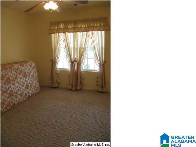 188 Martin Street Sylacauga, AL 35151 - Photo 17 of 27