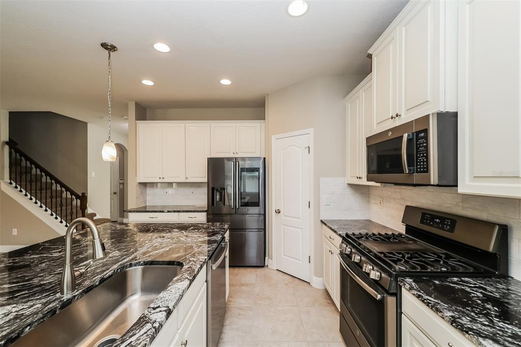 11140 Spring Point Circle Riverview, FL 33579 - Photo 12 of 35
