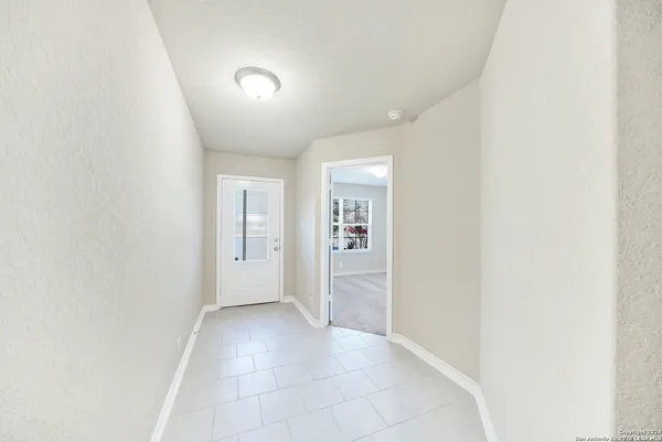 $1,800 | 15502 Gray Catbird, San Antonio, TX 78253