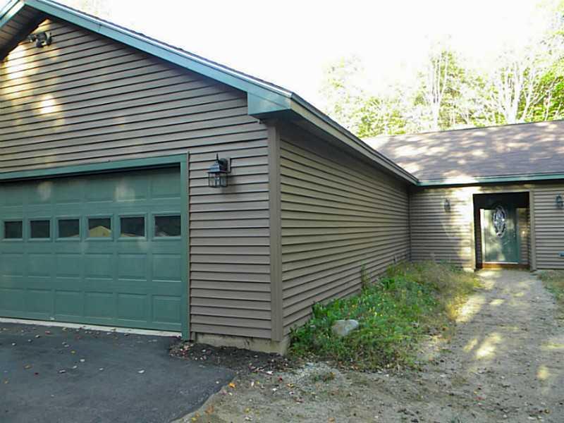 17 Jamie Road Newport, ME 04933 - Photo 33 of 34 Exterior Front.