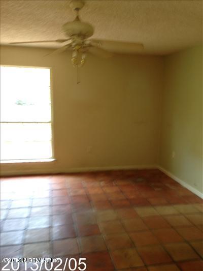 832 Worth Road Jacksonville, FL 32259 - Photo 12 of 27 a view of a small space