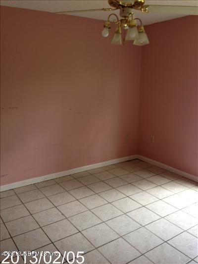 832 Worth Road Jacksonville, FL 32259 - Photo 25 of 27 a view of a small space with a window