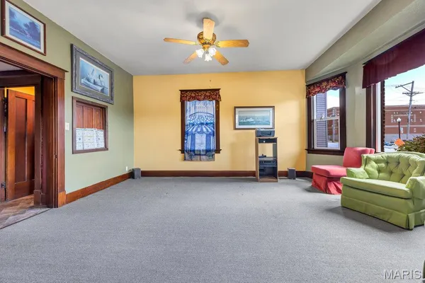 $265,000 | 203 West Booneslick Road, Warrenton, MO 63383