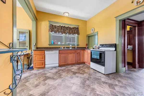 $265,000 | 203 West Booneslick Road, Warrenton, MO 63383