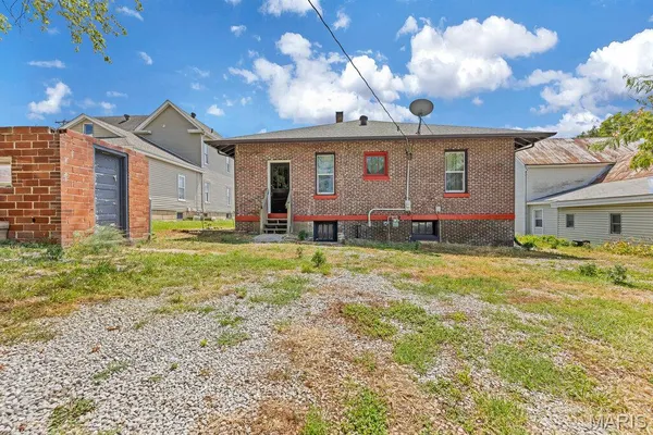 $265,000 | 203 West Booneslick Road, Warrenton, MO 63383