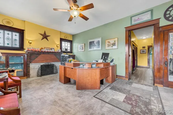 $265,000 | 203 West Booneslick Road, Warrenton, MO 63383