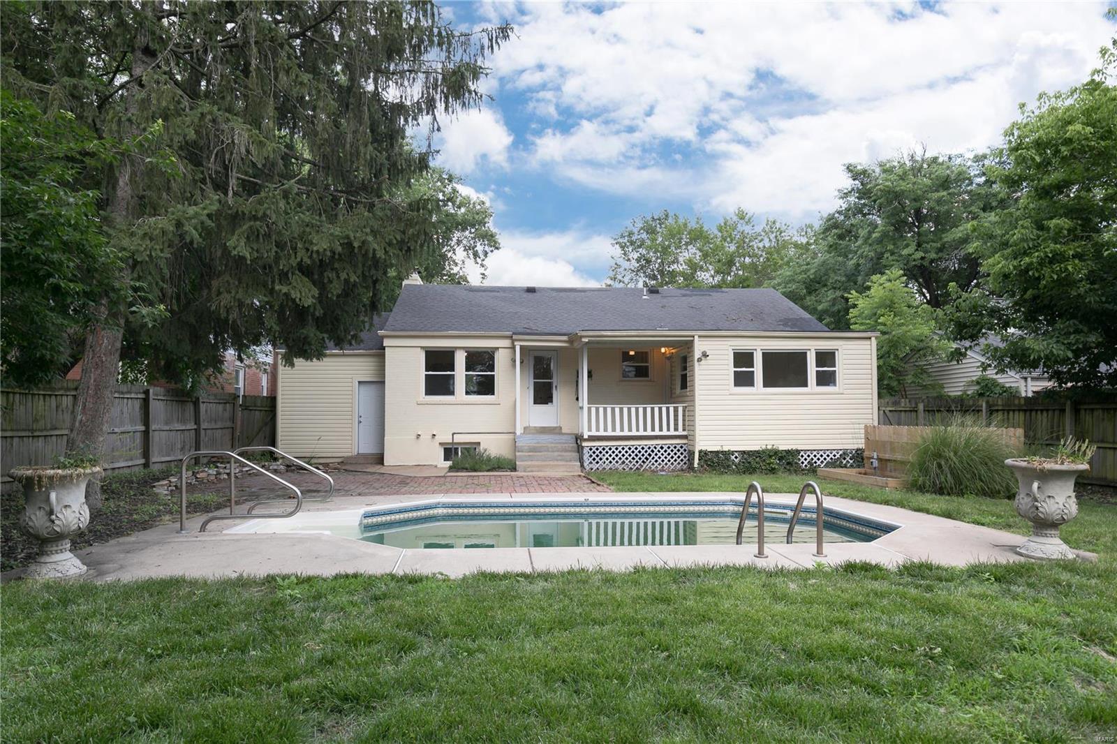 27 Waverton Drive Ladue, MO 63124 - Photo 25 of 26