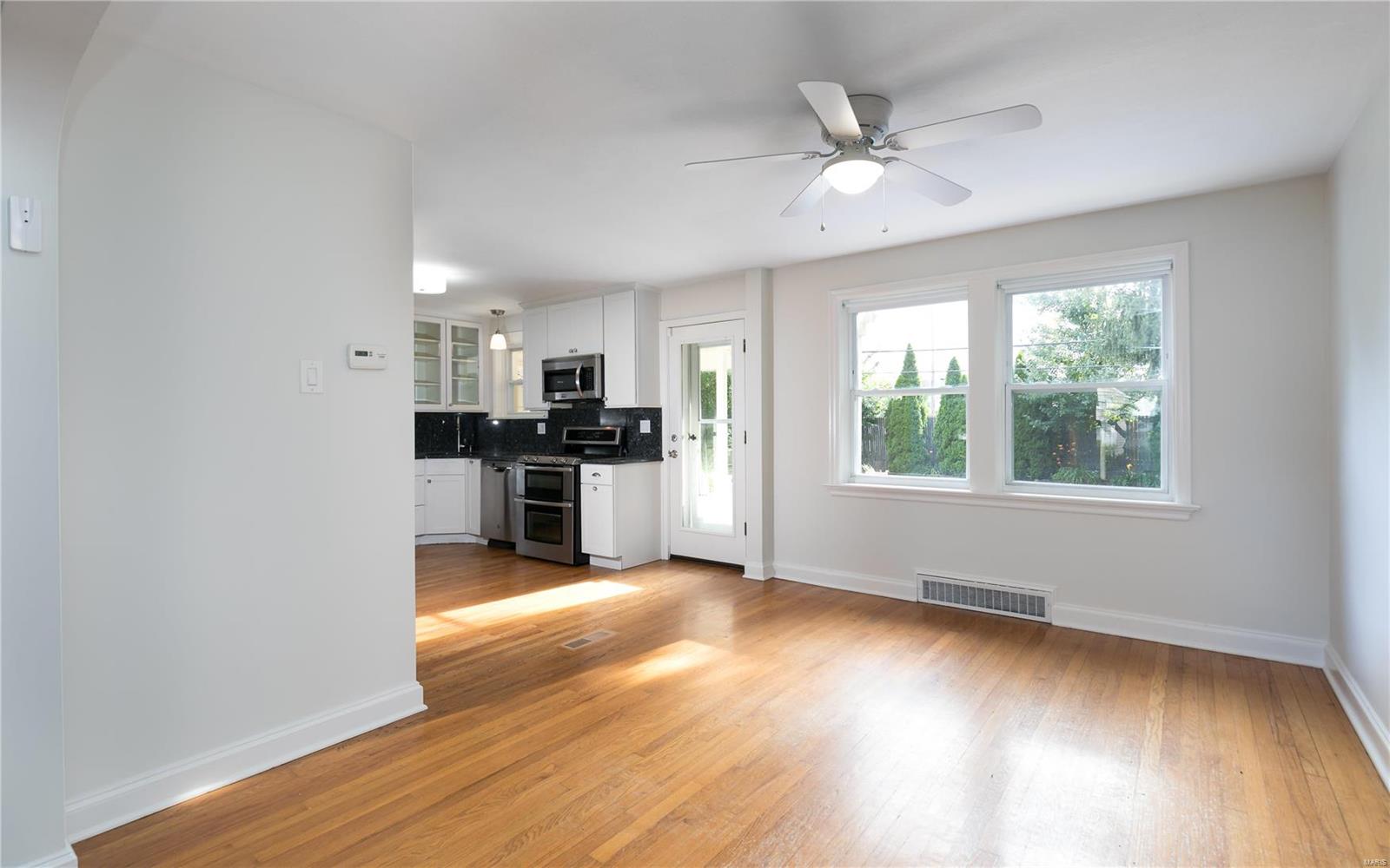 27 Waverton Drive Ladue, MO 63124 - Photo 6 of 26