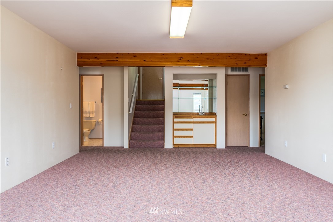 14941 South Lakeshore Road Chelan, WA 98816 - Photo 15 of 25 Gallery Image 15