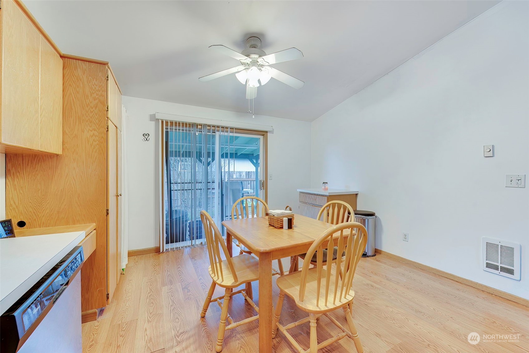 114 Yellow Brick Road Kelso, WA 98626 - Photo 15 of 31 Gallery Image 15