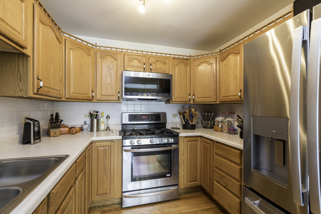1940 North Green Bay Road Zion, IL 60099 - Photo 13 of 29 Gallery Image 13