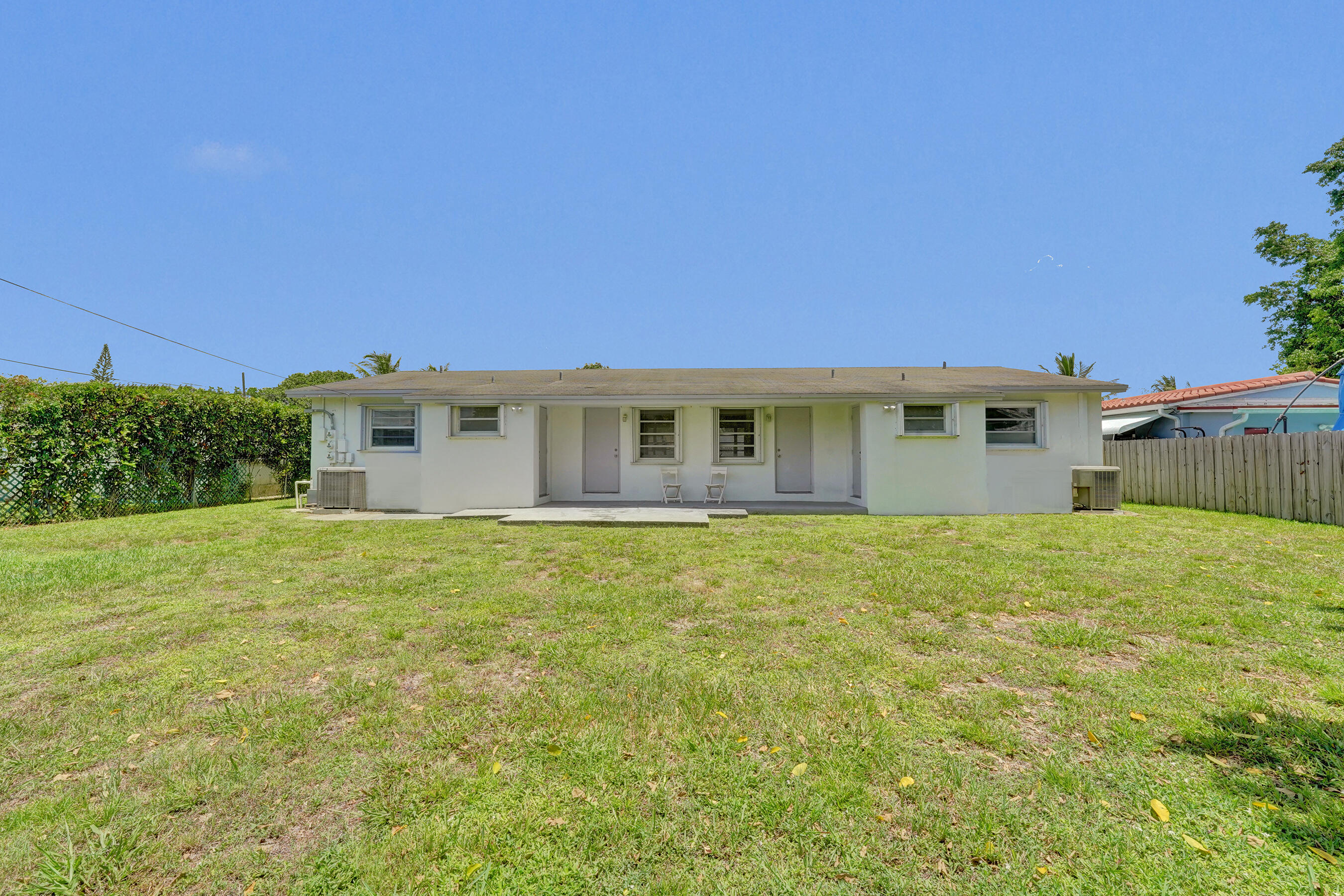 5830 Garfield Street Hollywood, FL 33021 - Photo 24 of 54 Back Exterior