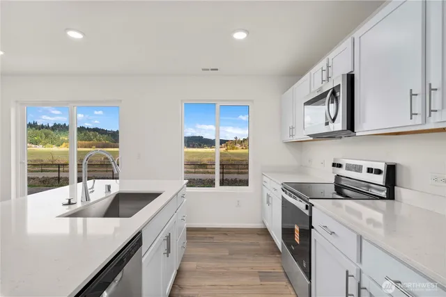 $409,990 | 1355 Salzer Crk Drive, Centralia, WA 98531