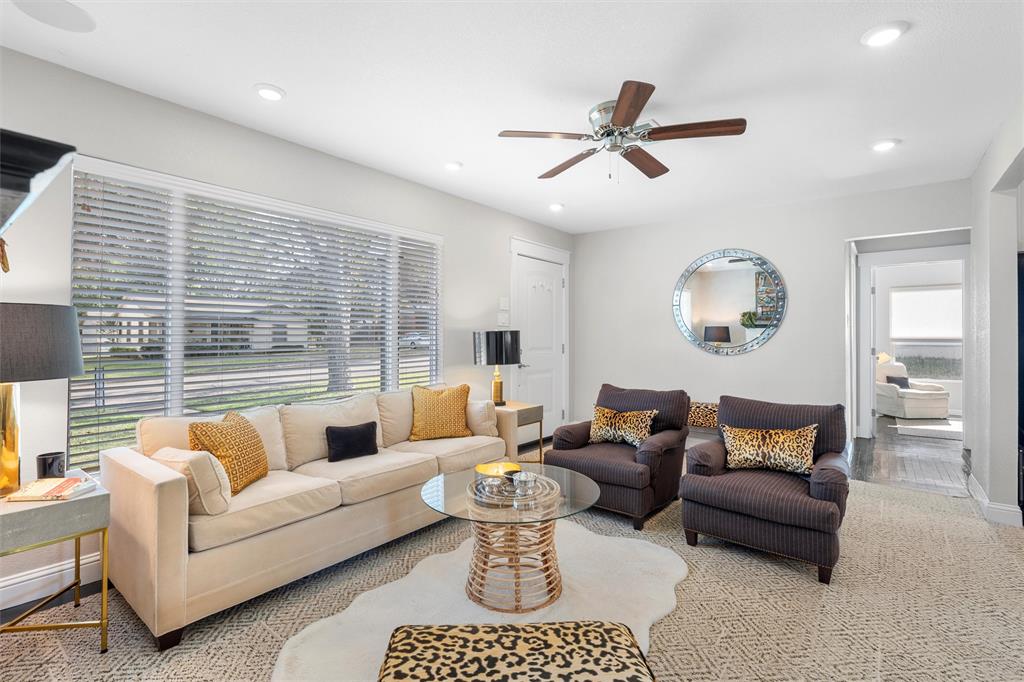 4229 Fort Avenue Waco, TX 76710 - Photo 7 of 40 a living room with furniture and a large window