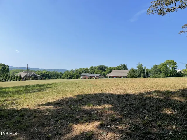 $349,900 | 141 Twin Church Road, Unit 4 & 5, Bean Station, TN 37708