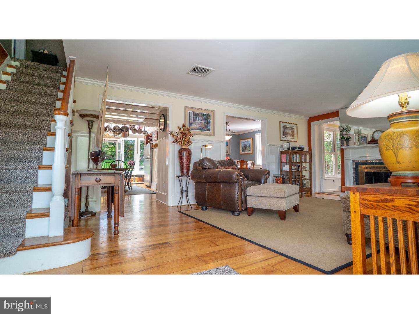 241 Midland Road Springfield, PA 19064 - Photo 2 of 23