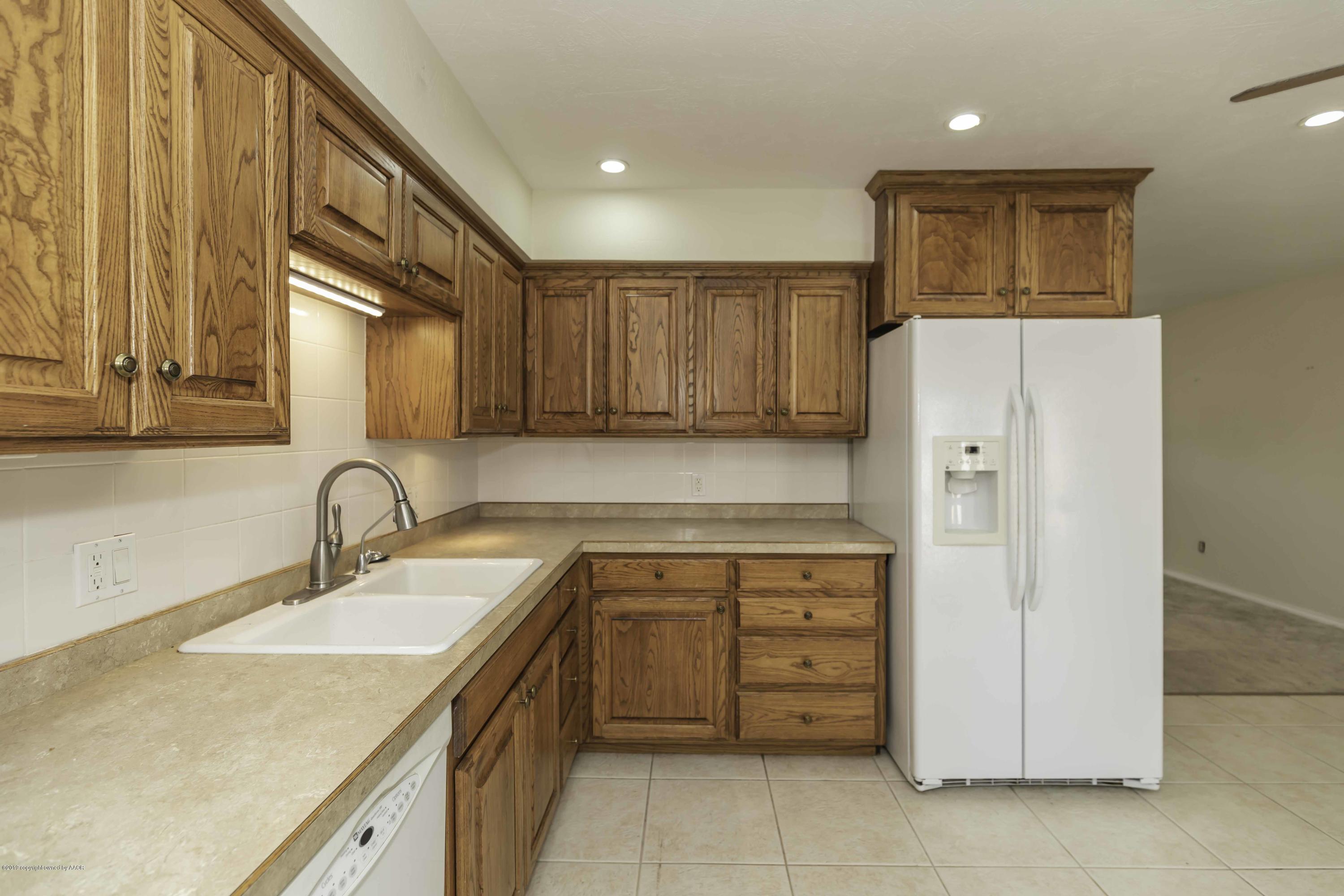 5021 Crockett Street Amarillo, TX 79110 - Photo 13 of 32 KITCHEN VIEW 3