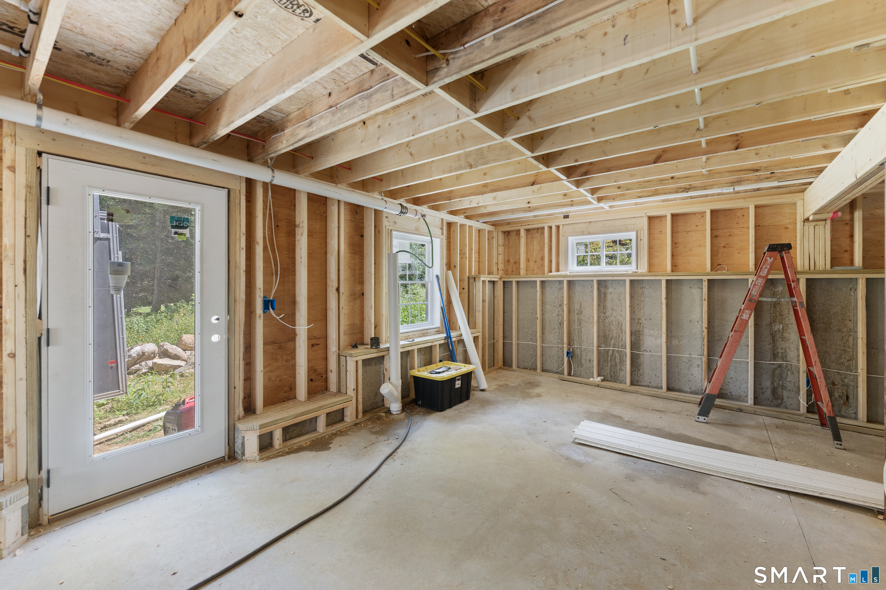61 Red Cedar Road Woodstock, CT 06282 - Photo 28 of 37 Gallery Image 28