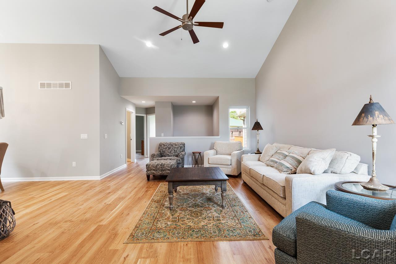 1199 Ridge Lane Tecumseh, MI 49286 - Photo 7 of 43 50125611-6.JPG