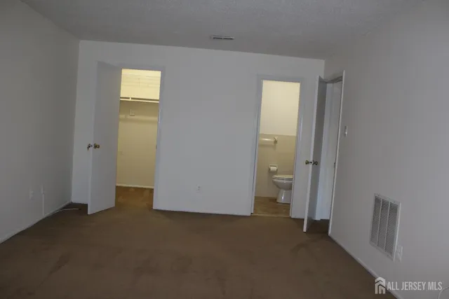 $2,275 | 820 Edison Glen Terrace, Edison, NJ 08837