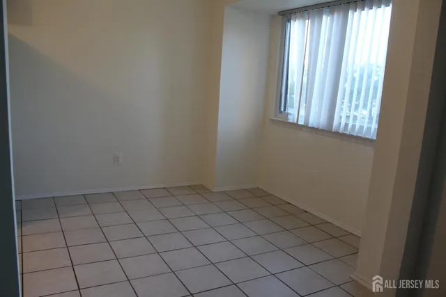 $2,275 | 820 Edison Glen Terrace, Edison, NJ 08837