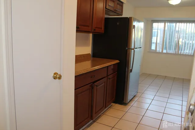 $2,275 | 820 Edison Glen Terrace, Edison, NJ 08837