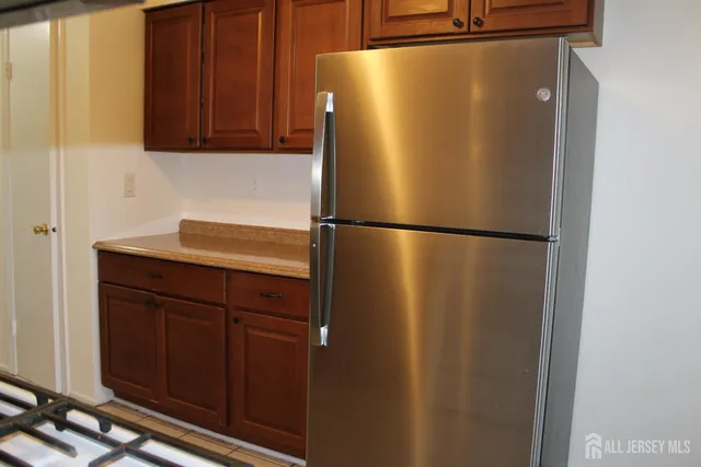 $2,275 | 820 Edison Glen Terrace, Edison, NJ 08837