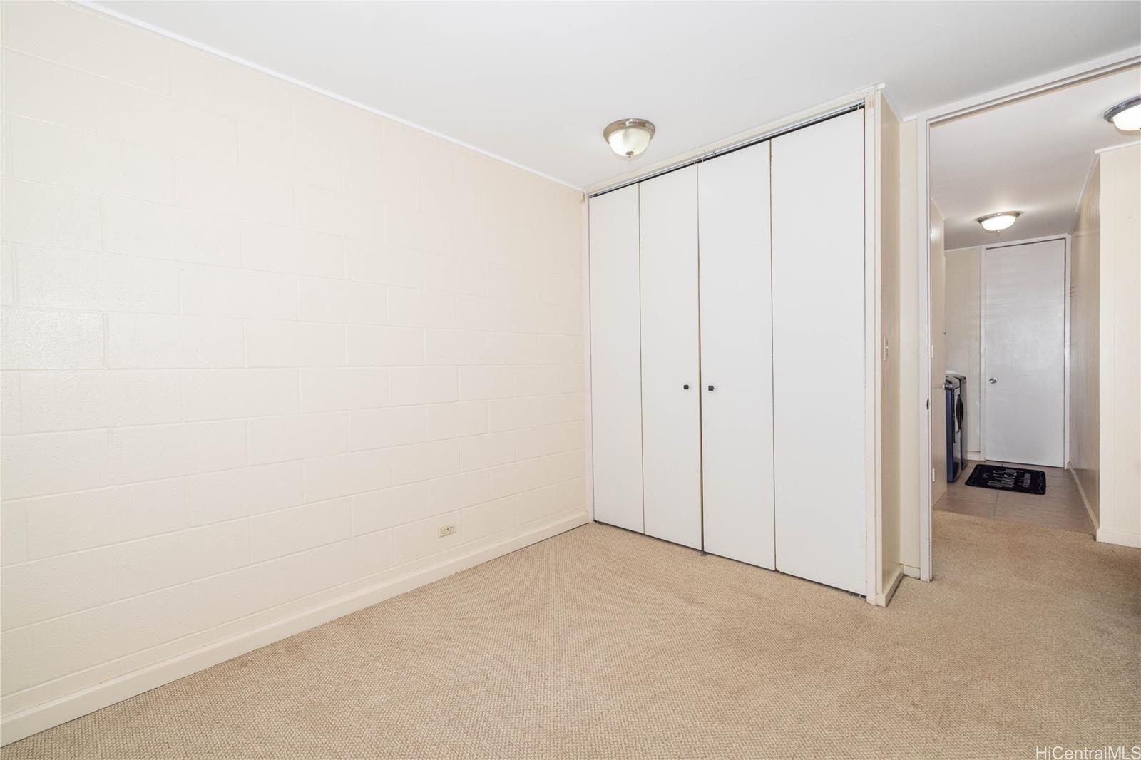 92-739 Makakilo Drive, Unit 21 Kapolei, HI 96707 - Photo 19 of 25 a view of an empty room