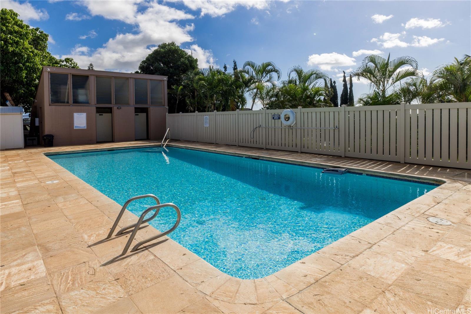 92-739 Makakilo Drive, Unit 21 Kapolei, HI 96707 - Photo 25 of 25 a view of a backyard