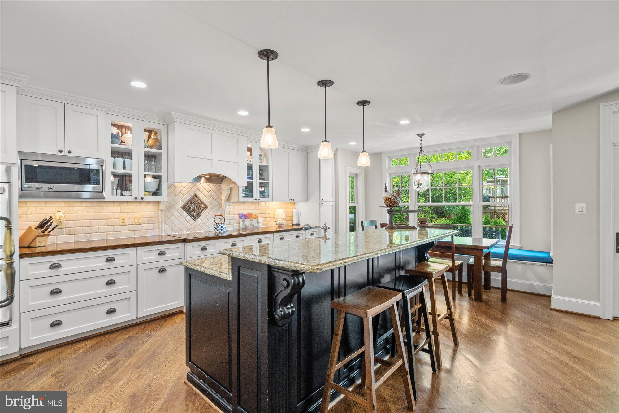 6041 25th Road North Arlington, VA 22207 - Photo 16 of 67 Gourmet kitchen