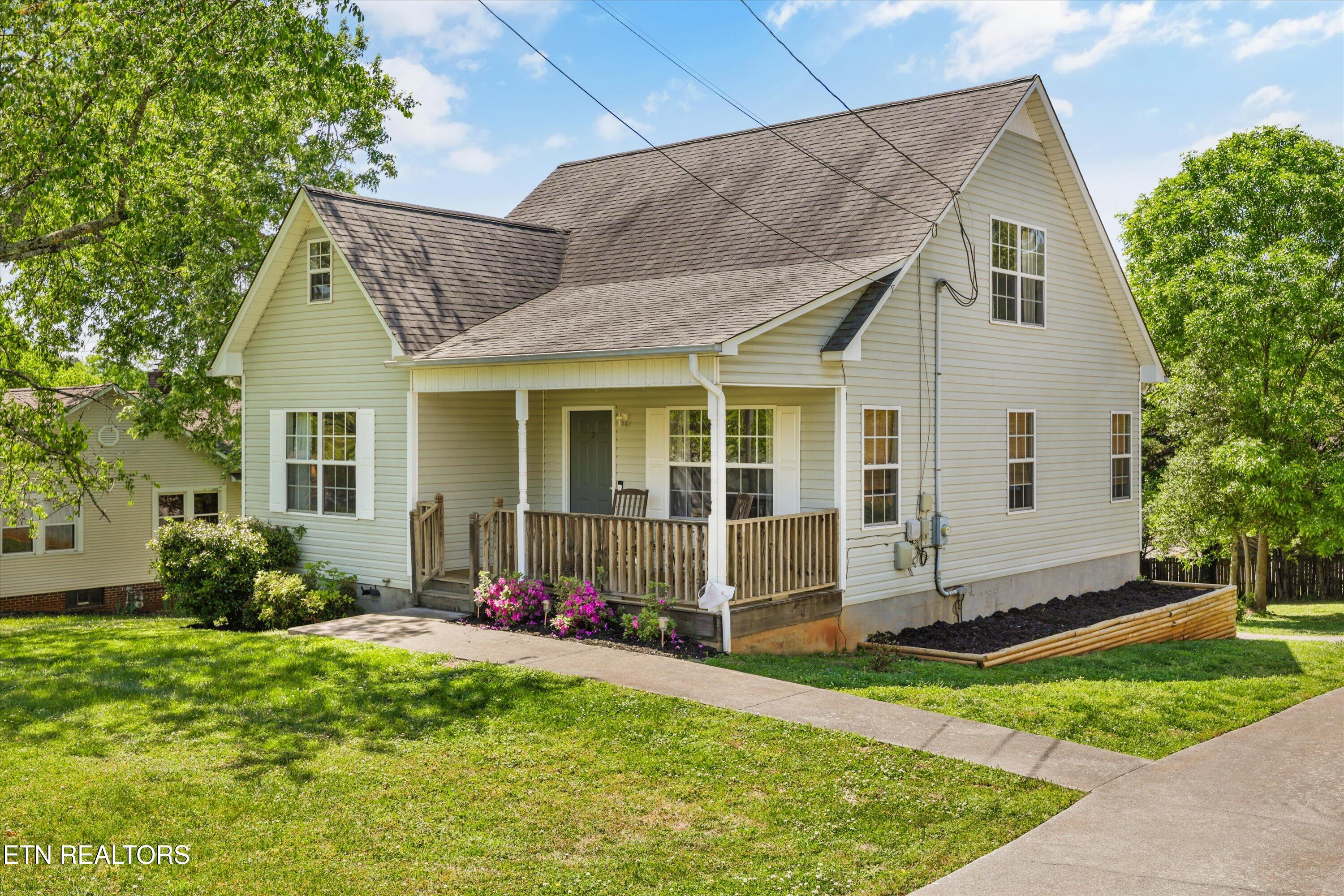 501 South Ruth Street Maryville, TN 37803 - Photo 2 of 41 02-501 S Ruth St 39
