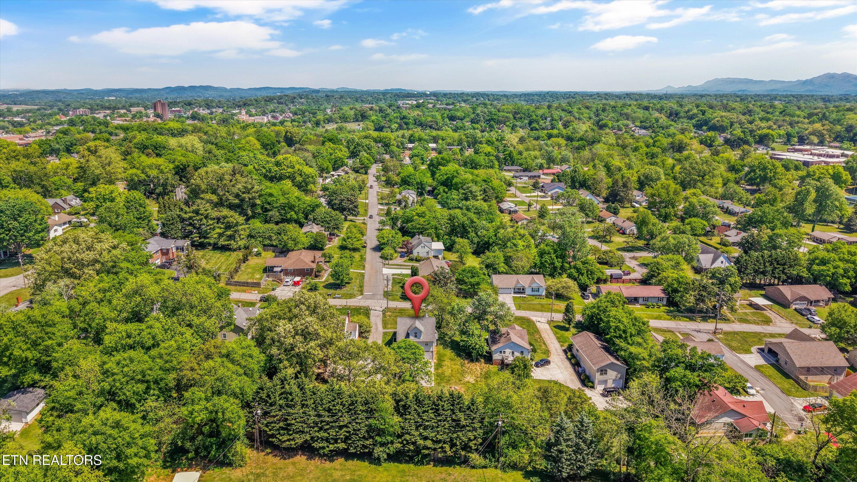 501 South Ruth Street Maryville, TN 37803 - Photo 37 of 41 37-501 S Ruth St 05