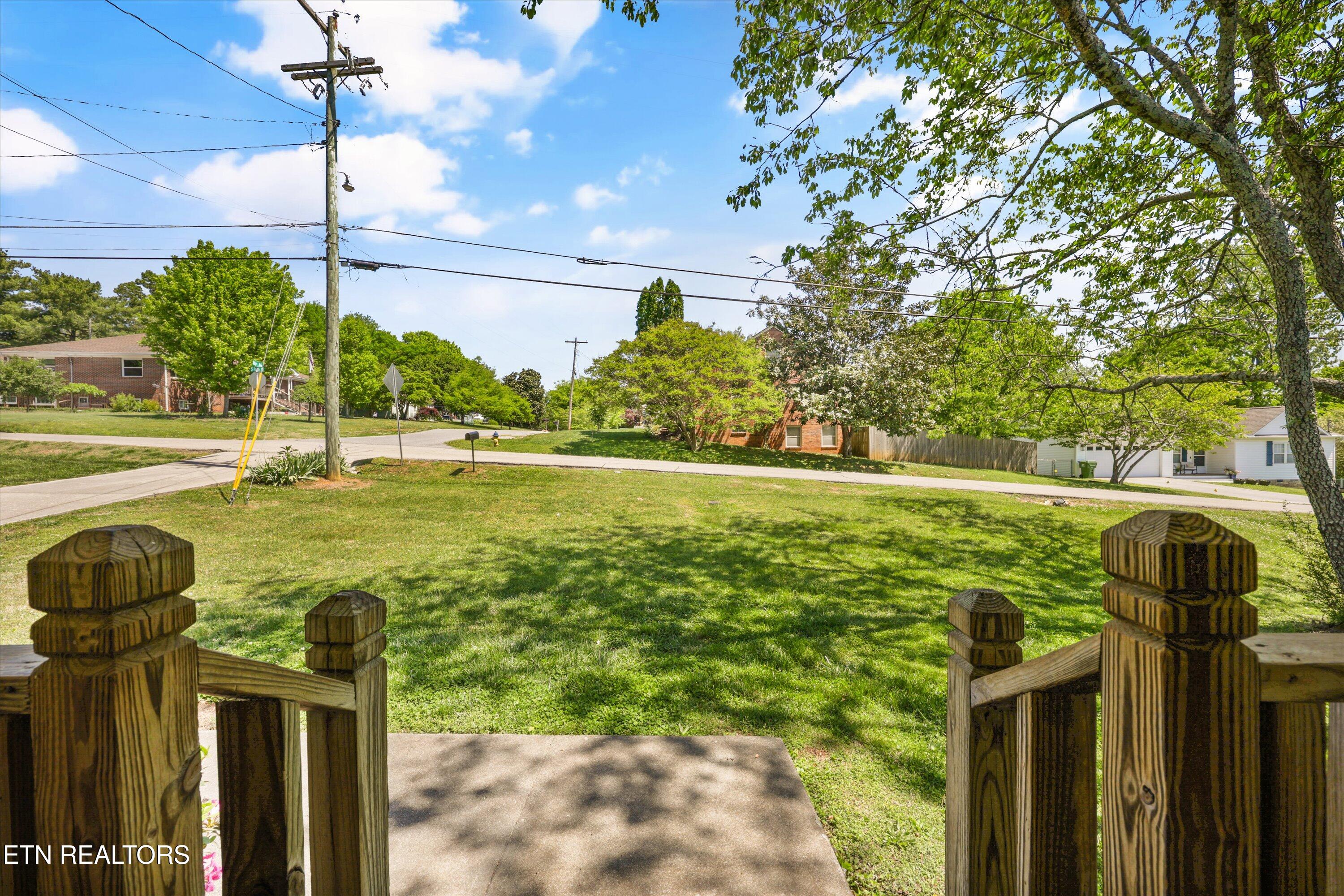 501 South Ruth Street Maryville, TN 37803 - Photo 5 of 41 05-501 S Ruth St 37