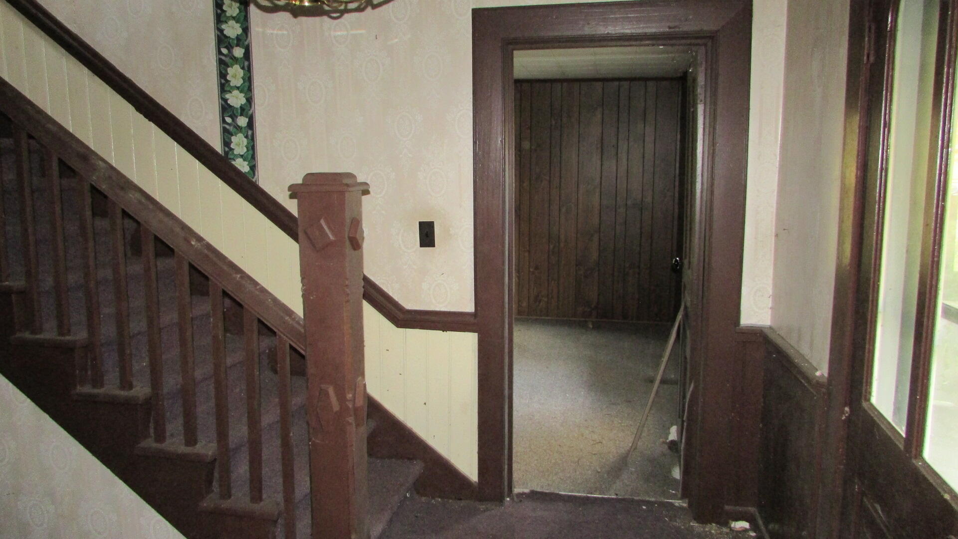 2149 Chinquapin Grove Road Bluff City, TN 37618 - Photo 16 of 40 IMG_5616