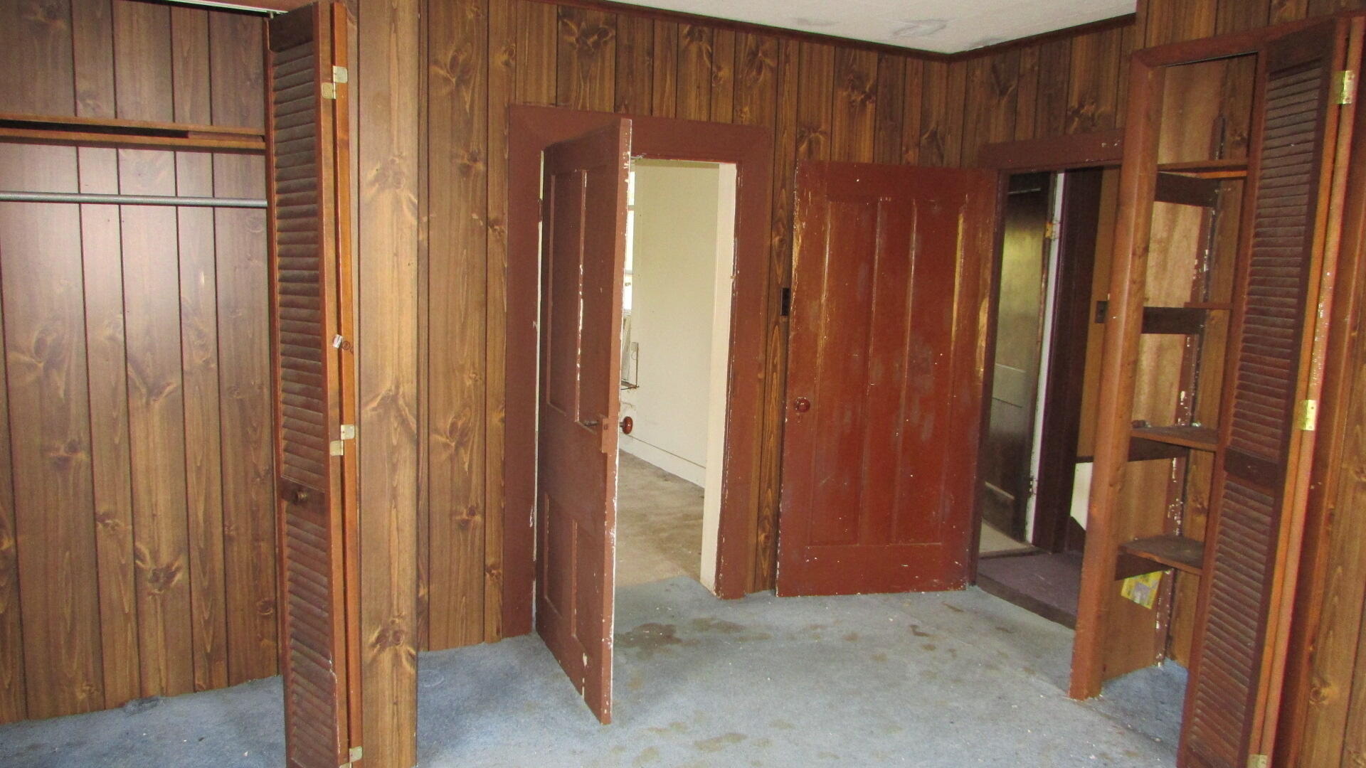 2149 Chinquapin Grove Road Bluff City, TN 37618 - Photo 33 of 40 IMG_5629