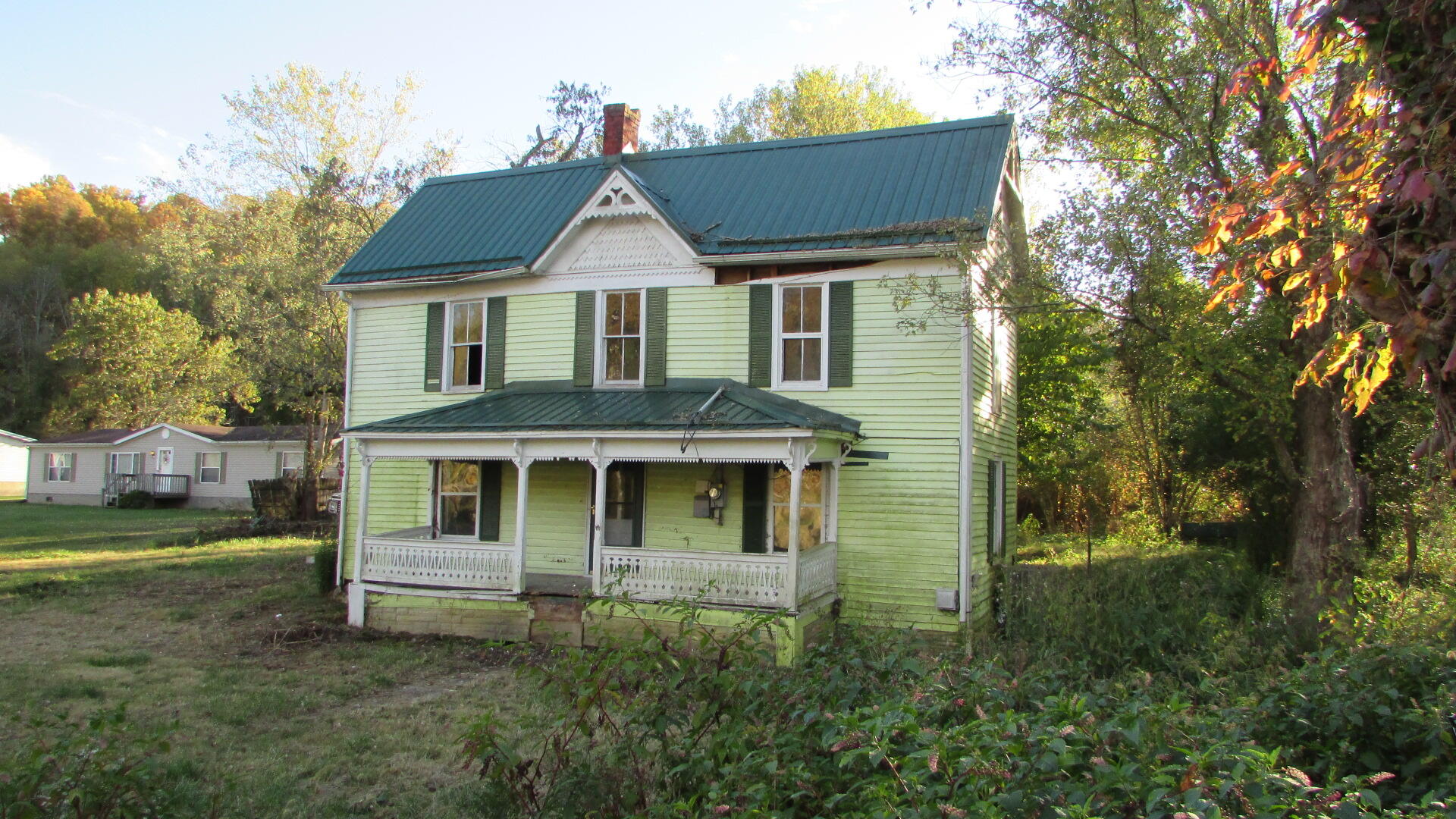2149 Chinquapin Grove Road Bluff City, TN 37618 - Photo 10 of 40 IMG_5607