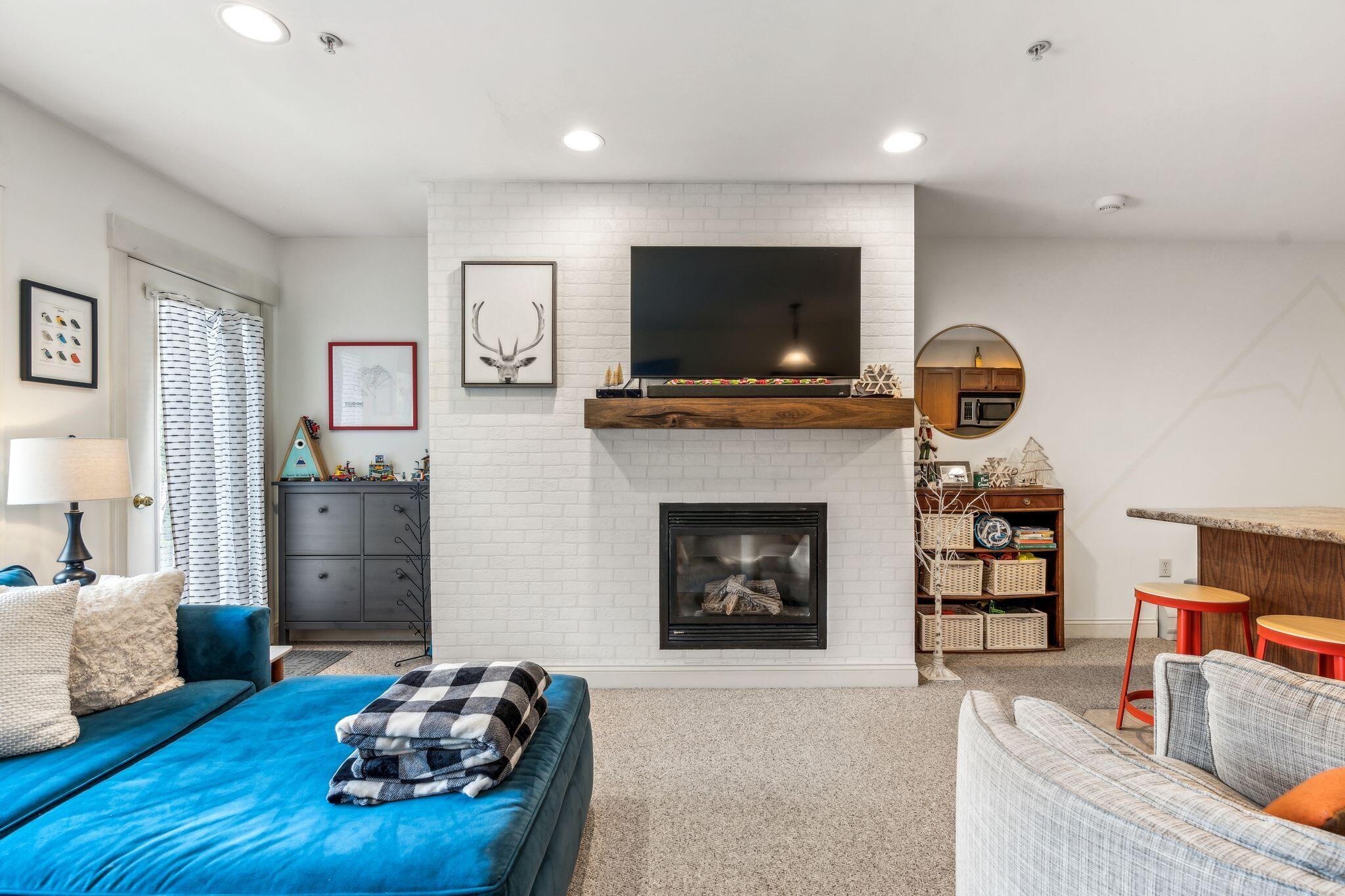5004 Fall Line Drive, Unit A Kingfield, ME 04947 - Photo 22 of 25 33_DSC09396