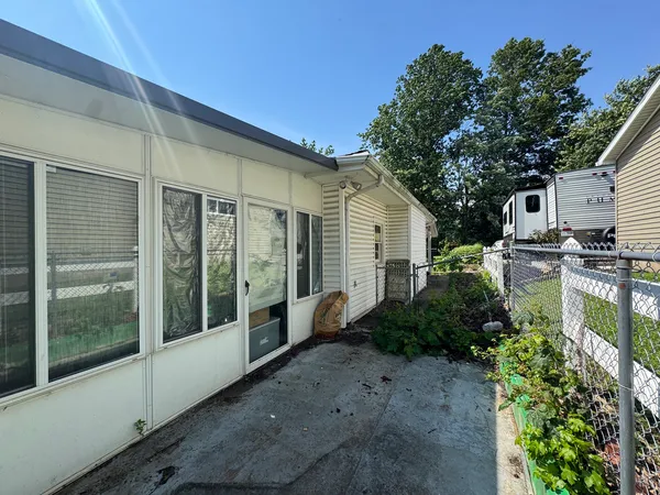 $129,900 | 1008 West Jay Street, Vandalia, IL 62471