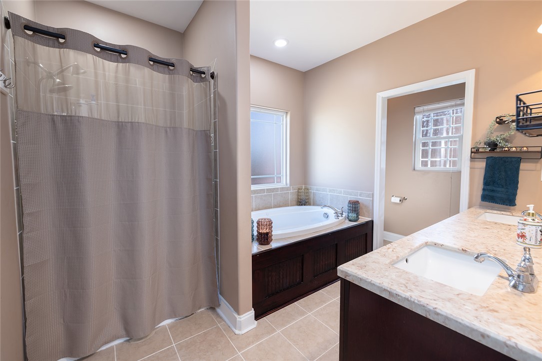 308 Ridgeside Court West Union, SC 29696 - Photo 14 of 48