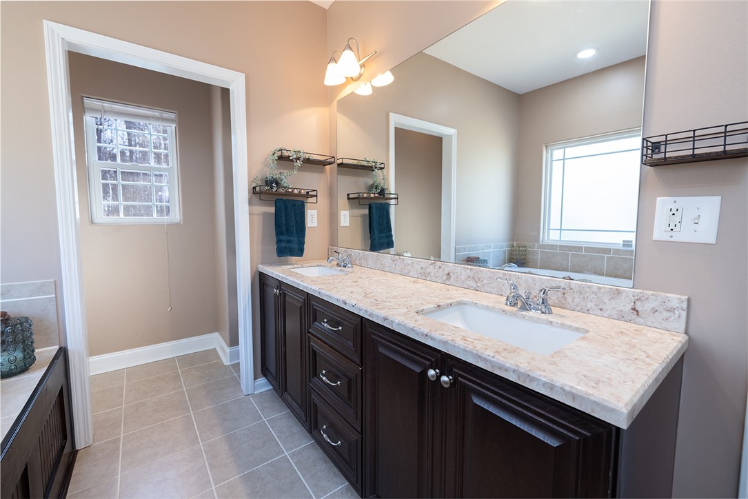 308 Ridgeside Court West Union, SC 29696 - Photo 15 of 48